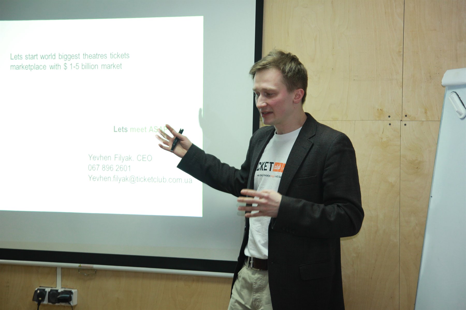Startup demo day presentation representing Series A readiness, metrics and capital conversations.
